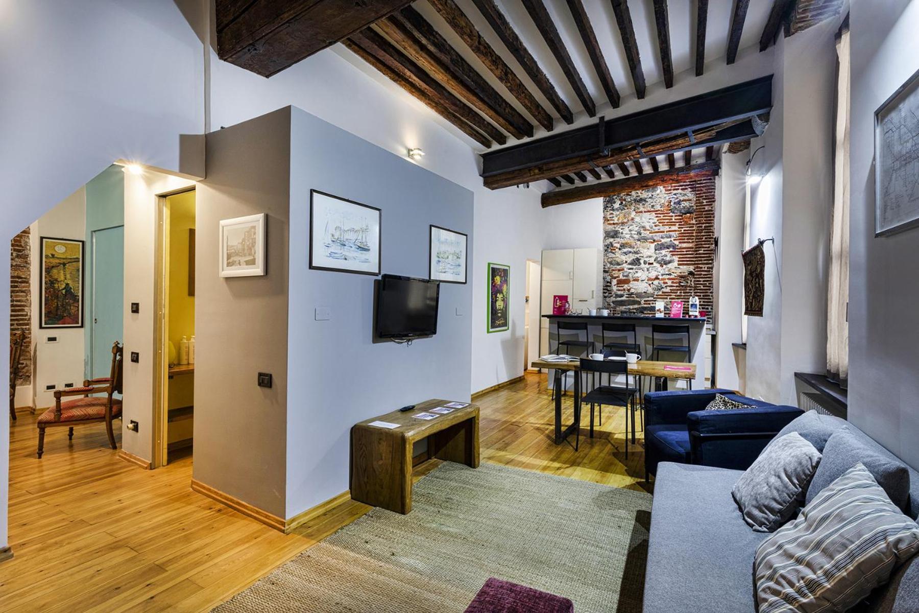 Apartment Alle Mura Del Molo By Wonderful Italy